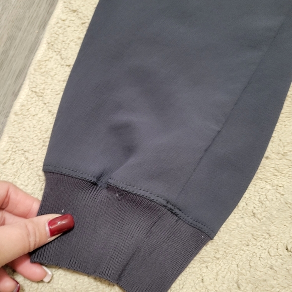 Aritzia Navy Jogger Pants - Picture 6 of 9